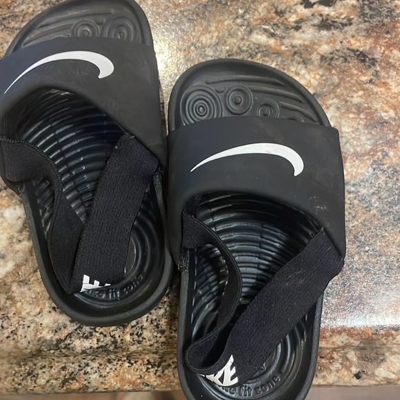 Nike slides kids size 7C - Picture 6 of 7